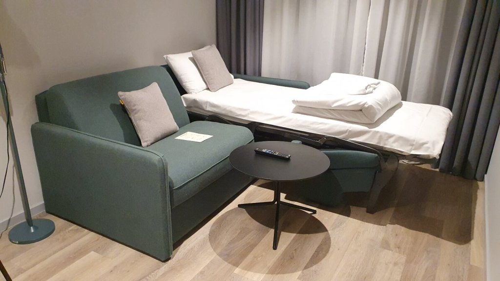 Ausziehbett im Staycity Flughafen Frankfurt