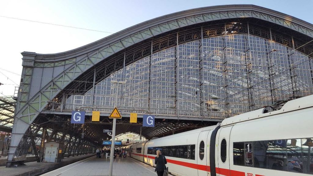 Mein Schiff® Bahnanreise: Erfahrungen & Tipps