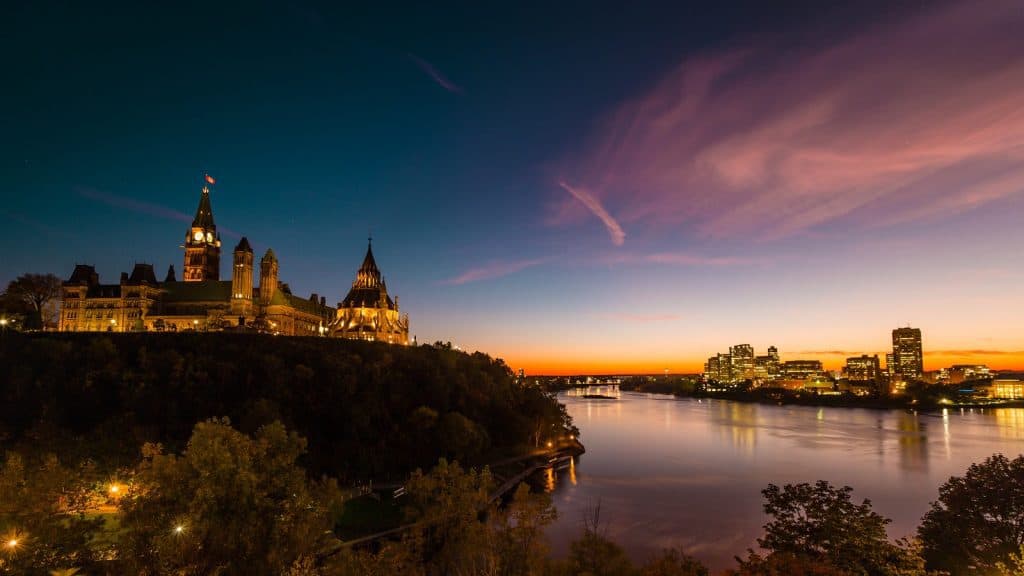 Gatineau, atardecer - Copywrite Colombia Traducciones Oficiales Copywrite Colombia Traducciones Oficiales