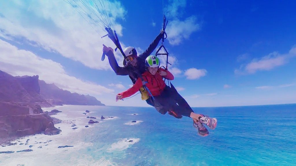 Vuelo en parapente biplaza en Isla Baja, Tenerife