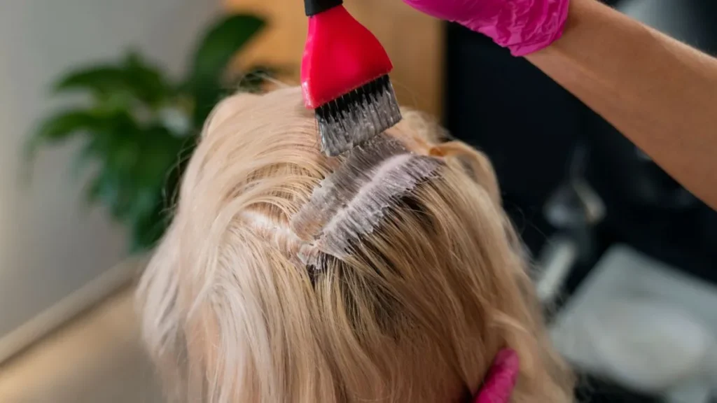 Bleaching hair