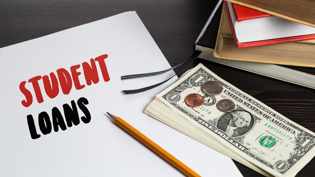 Loan forgiveness private student loans helping borrowers reduce financial stress and regain stability.