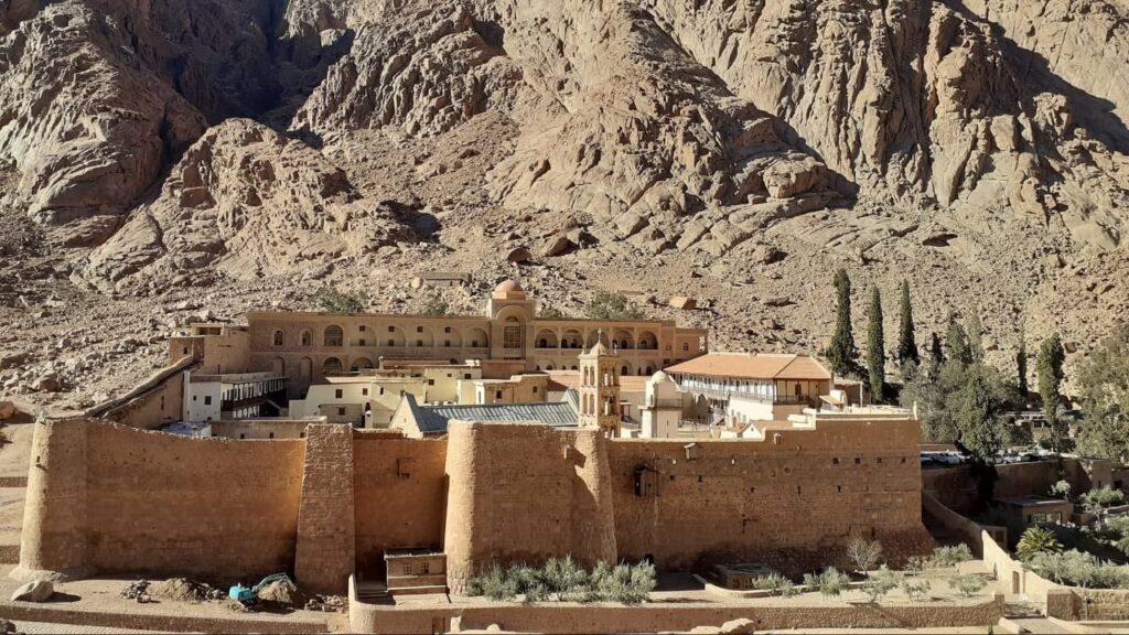 Was kann man in Hurghada machen – Besuch des Klosters St. Katharin im Sinai
