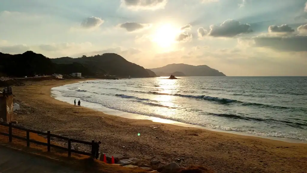 絲島