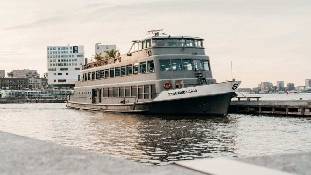 Supper cruise 