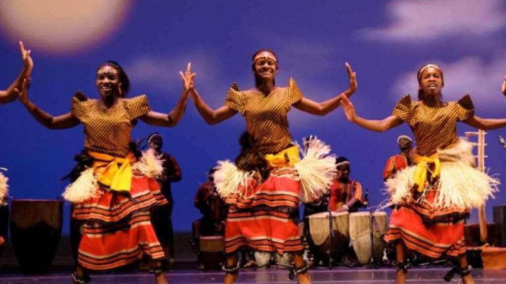 Tooro traditional dance