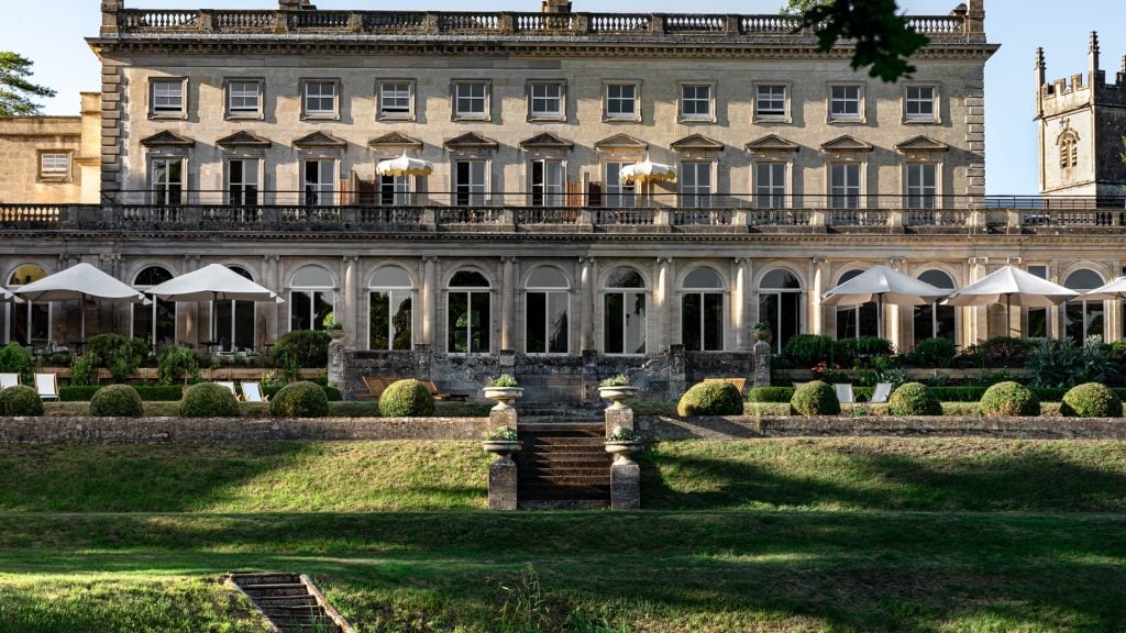67b49a2221d92adde19b7c49_Devanture-Cowley-Manor-Mr-Tripper-1024x576 67b49a2221d92adde19b7c49_Devanture-Cowley-Manor-Mr-Tripper-1024x576 Boutique Hotels UK boutique hotels uk Boutique Hotels UK: Top 10 Refined Luxury Escape 67b49a2221d92adde19b7c49 Devanture Cowley Manor Mr Tripper 1024x576