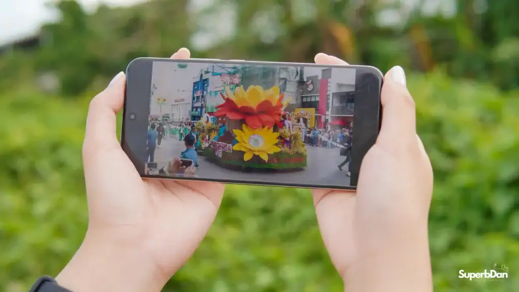 realme 14 Pro+ 5G Display