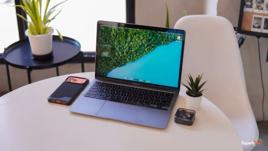 MacBook Air M1 in 2026