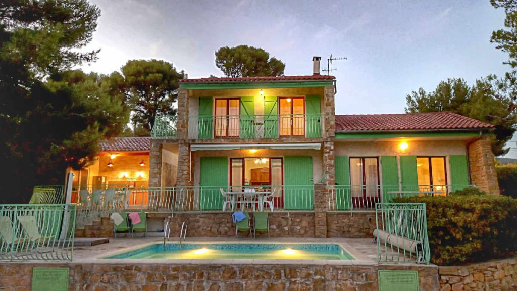 villa de charme et piscine privées proche de La Ciotat