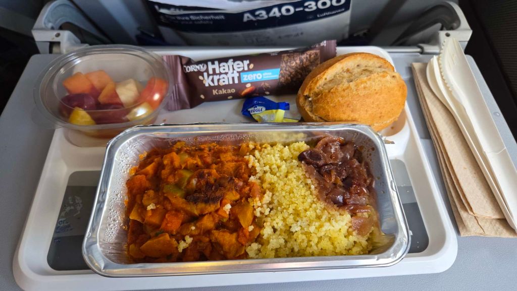 Essen Lufthansa Economy Frankfurt Dallas