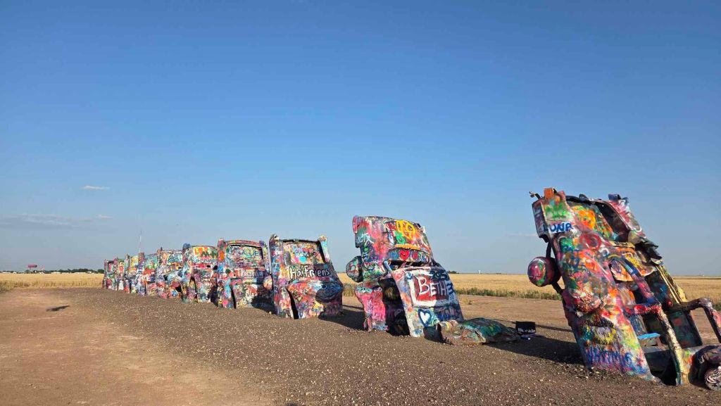 Cadillac Ranch als Sehenswürdigkeit entlang der Route 66 in Texas