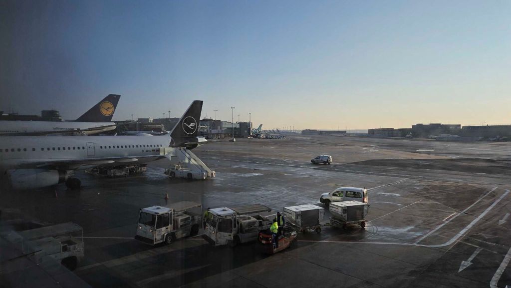 Lufthansa Panorama Lounge Frankfurt Flughafen - Ausblick