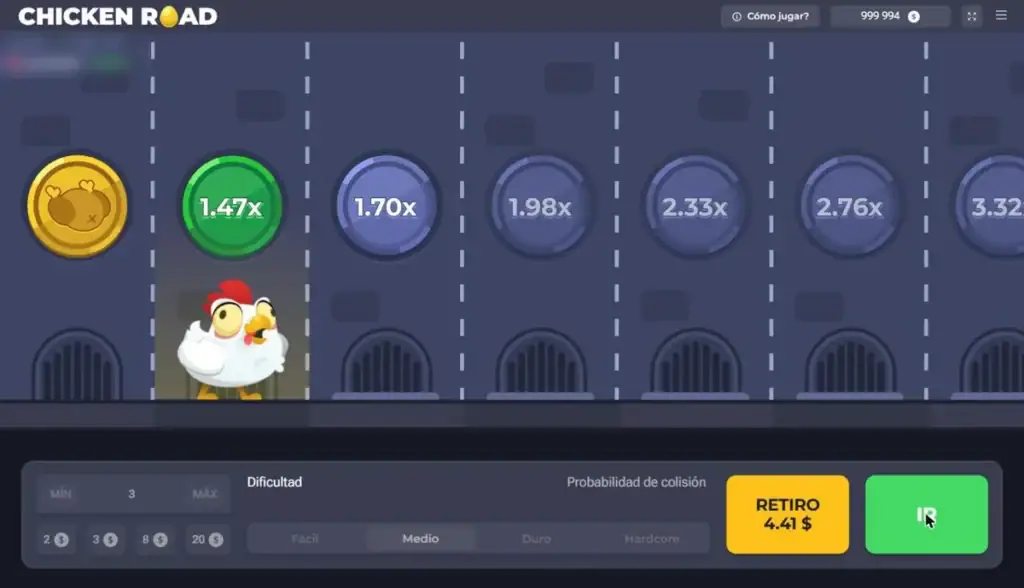 Partida de Chicken Road en nivel Medio: el pollo en el tercer carril con multiplicador x1.47 y la opción de retirar 4.41 $