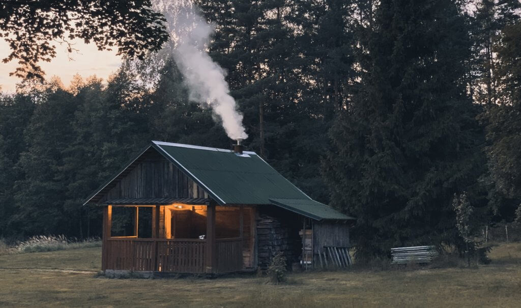 CABIN CAMPING PACKING LIST | FORGET NOTHING WITH THESE 43 KEY ITEMS 2_2021 cabin camping packing list