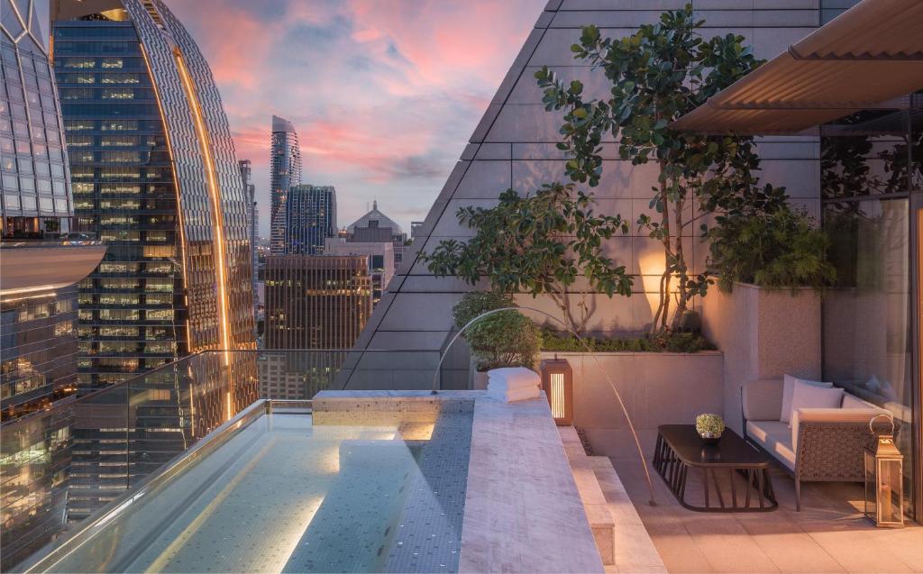 branded residences Luxury Living: Discover the Top Branded Residences in Thailand 6 4