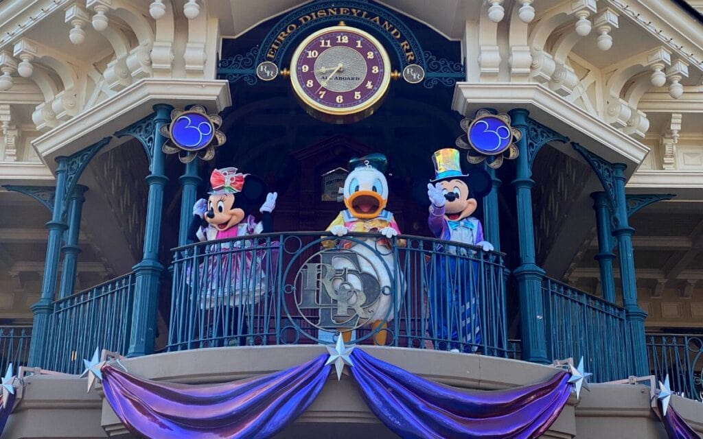 più tempo per la magia nel parco disneyland
