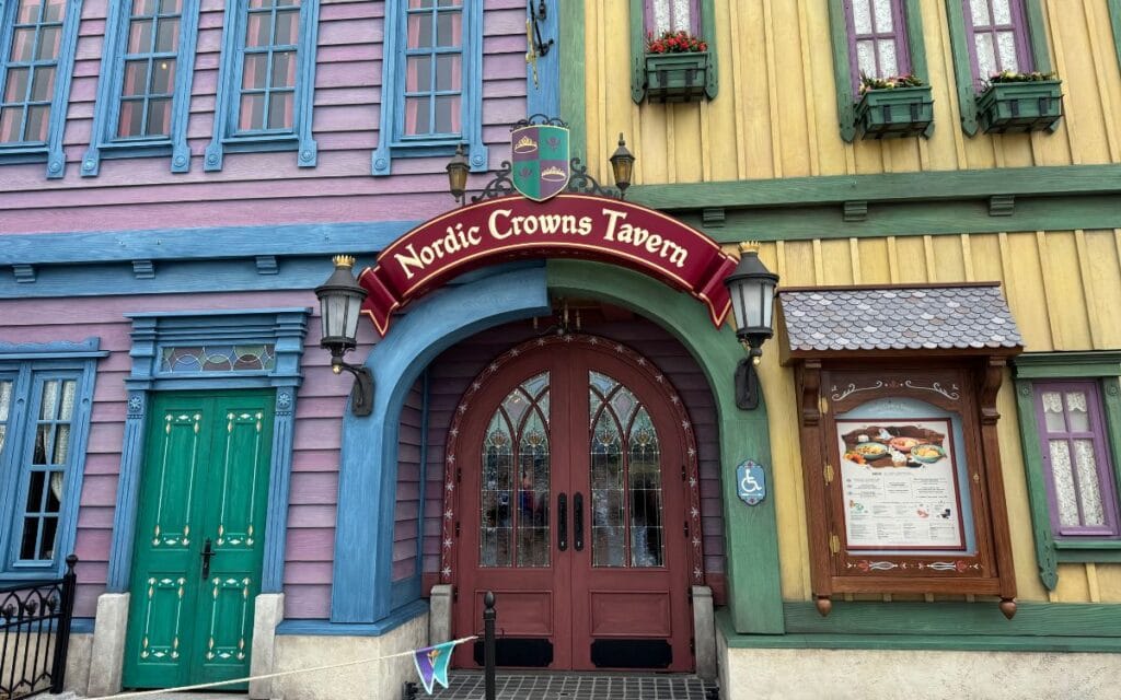 Nordic Crowns Tavern a Disneyland Paris