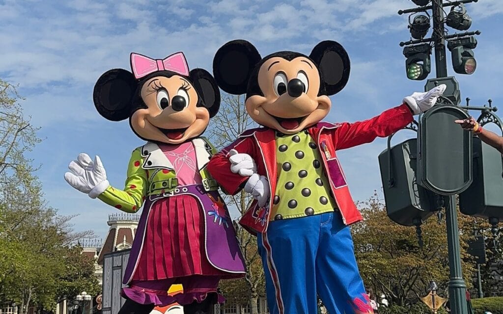 vale la pena visitare disneyland paris da parigi