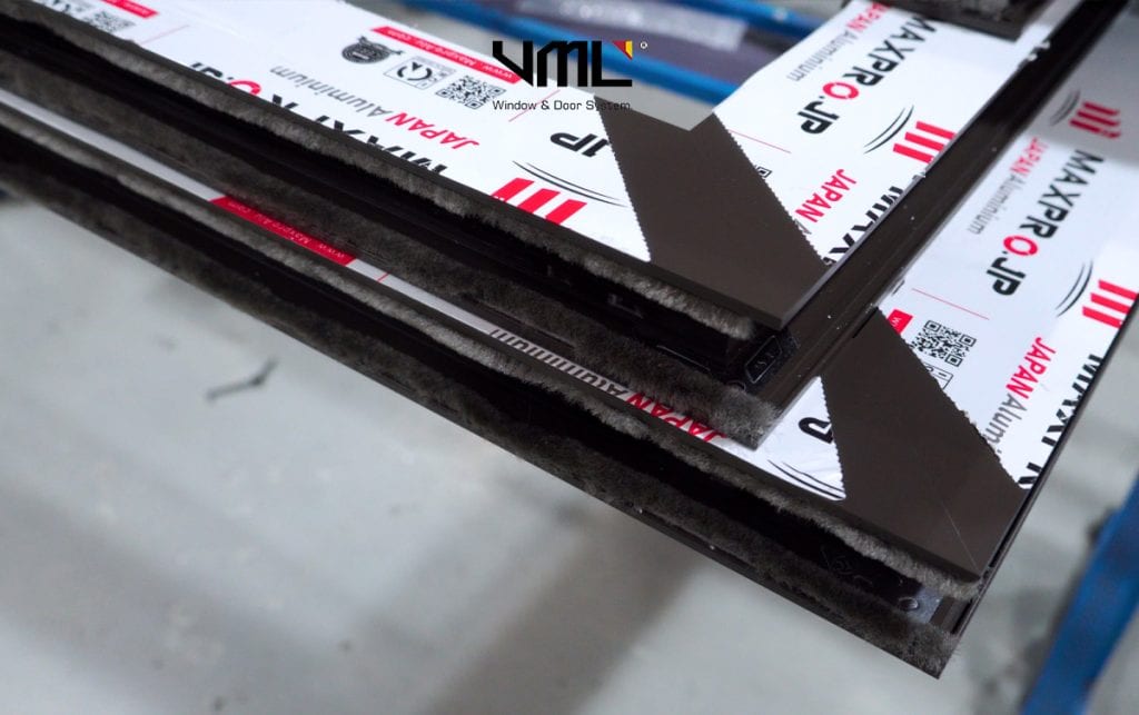 Báo giá cửa nhôm maxpro jp mới nhất 2025