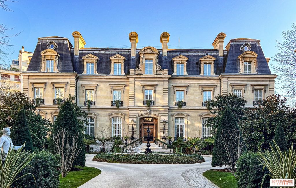 1155379-l-elegant-tea-time-du-saint-james-paris-a-savourer-dans-l-ecrin-feutre-de-sa-bibliotheque-1024x650 1155379-l-elegant-tea-time-du-saint-james-paris-a-savourer-dans-l-ecrin-feutre-de-sa-bibliotheque-1024x650 Top 10 Paris hotels top 10 paris hotels Top 10 Paris Hotels for Timeless Elegance and Refined Stays 1155379 l elegant tea time du saint james paris a savourer dans l ecrin feutre de sa bibliotheque 1024x650
