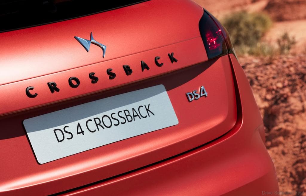ds_4_crossback_terre_rouge_5