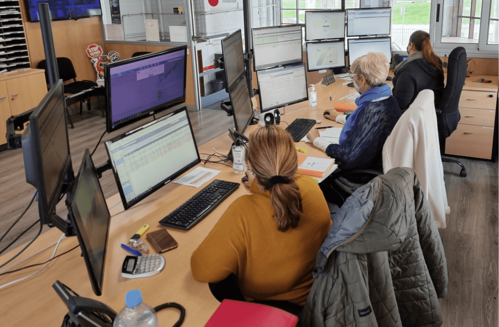 Grupo Marthe | Autotaller y alquiler de coches, furgonetas y camiones en el Maresme | ¿Por qué Contratar un Call Center para Empresas de Asistencia en Carretera? Grupo Marthe | Autotaller y alquiler de coches, furgonetas y camiones en el Maresme | ¿Por qué Contratar un Call Center para Empresas de Asistencia en Carretera?