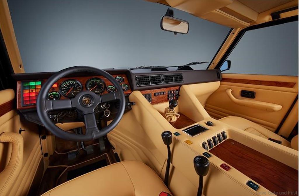 Lamborghini LM002