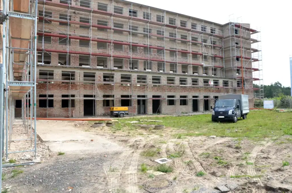 Entkernter Block, Geschichte Prora