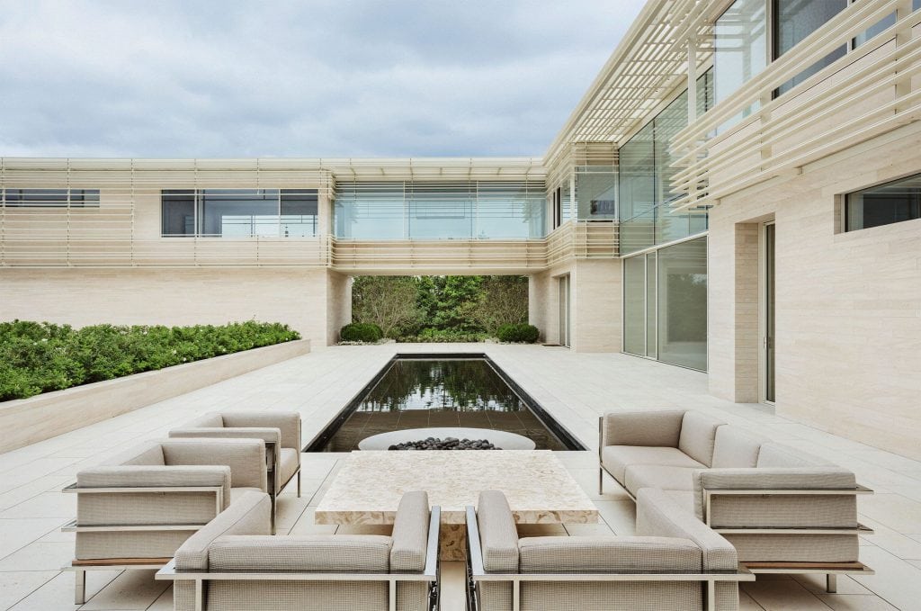 Architect-Peter-Marino-Unveils-A-Stunning-Private-Home-1024x679 Architect-Peter-Marino-Unveils-A-Stunning-Private-Home-1024x679 Architect Peter Marino Unveils A Stunning Private Home peter marino Beyond Luxury Stores: Architect Peter Marino Unveils A Stunning Private Home Architect Peter Marino Unveils A Stunning Private Home 1024x679