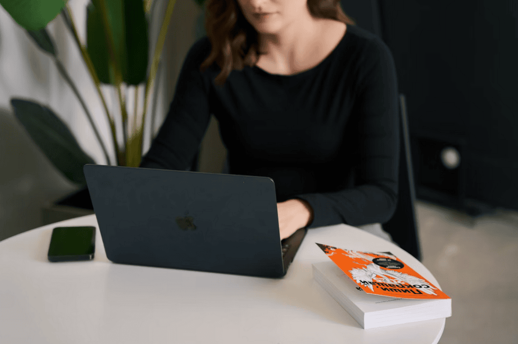 women using laptop