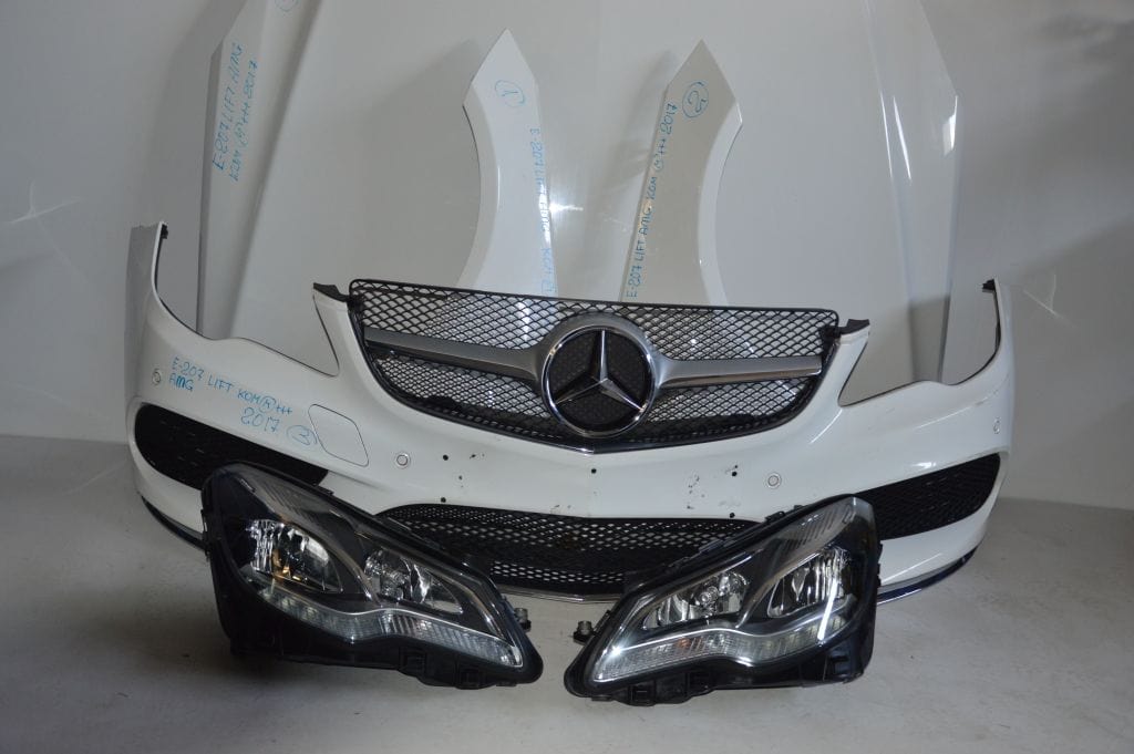 MERCEDES E KLASA W207 PO LIFCIE ZDERZAK AMG PRZEDNI - obrazek 3