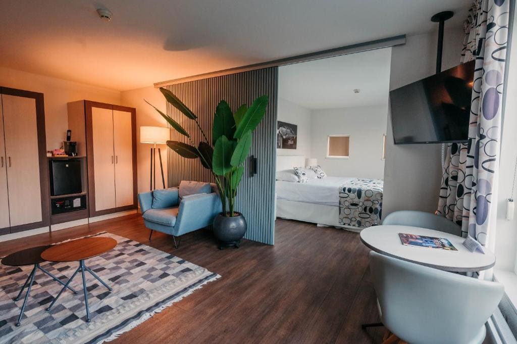 Hotel Mitland 3