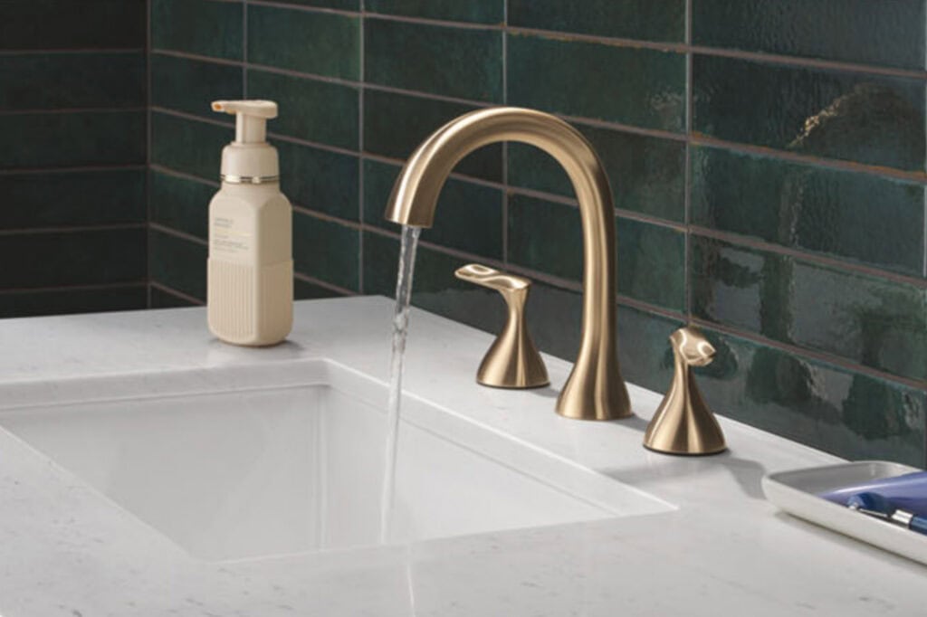 DELTA FAUCETS