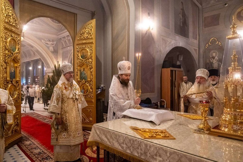 Преосвященнейший епископ Исаакий поздравил митрополита Марка с 22-летием архиерейской хиротонии 