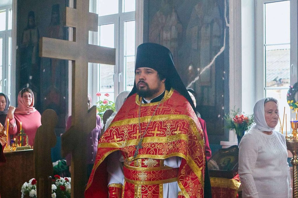 Божественная Литургия в среду Светлой Седмицы в Вознесенском храме р.п. Пителино