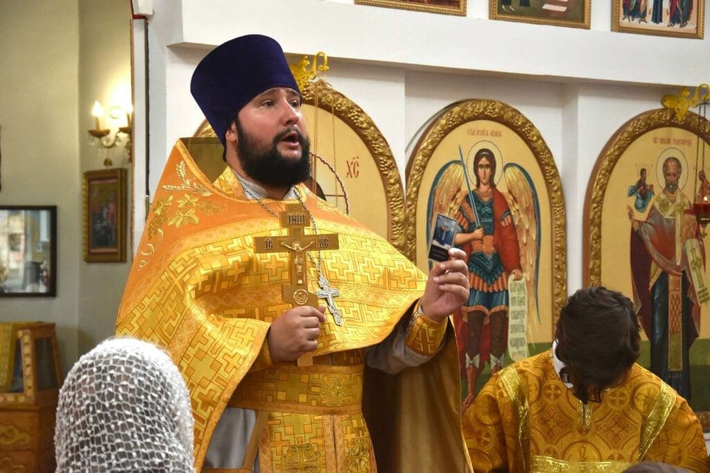 В Никольском храме с. Устье Сасовского благочиния открылся II молодёжный православный слет «Под сводами храма»
