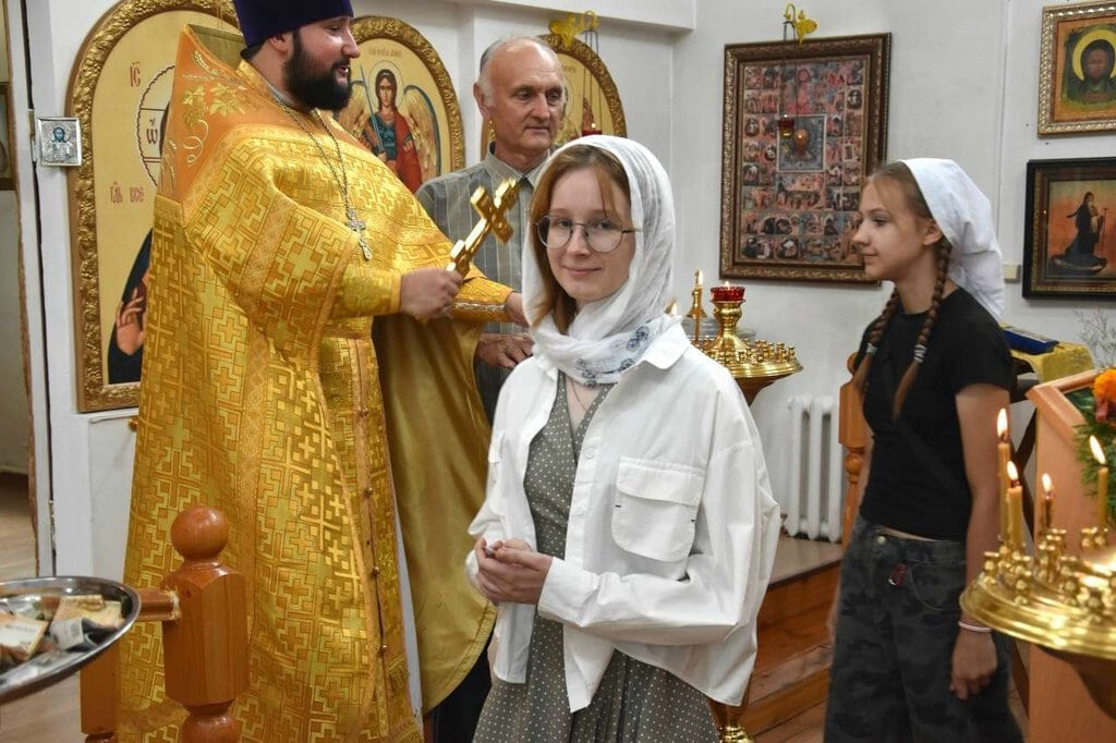В Никольском храме с. Устье Сасовского благочиния открылся II молодёжный православный слет «Под сводами храма»