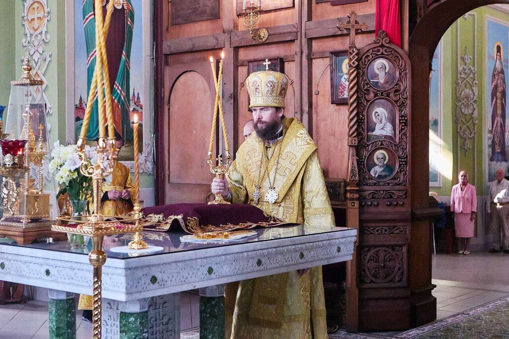 Божественная литургия в Вознесенском кафедральном соборе города Касимова в Неделю 12-ю по Пятидесятнице