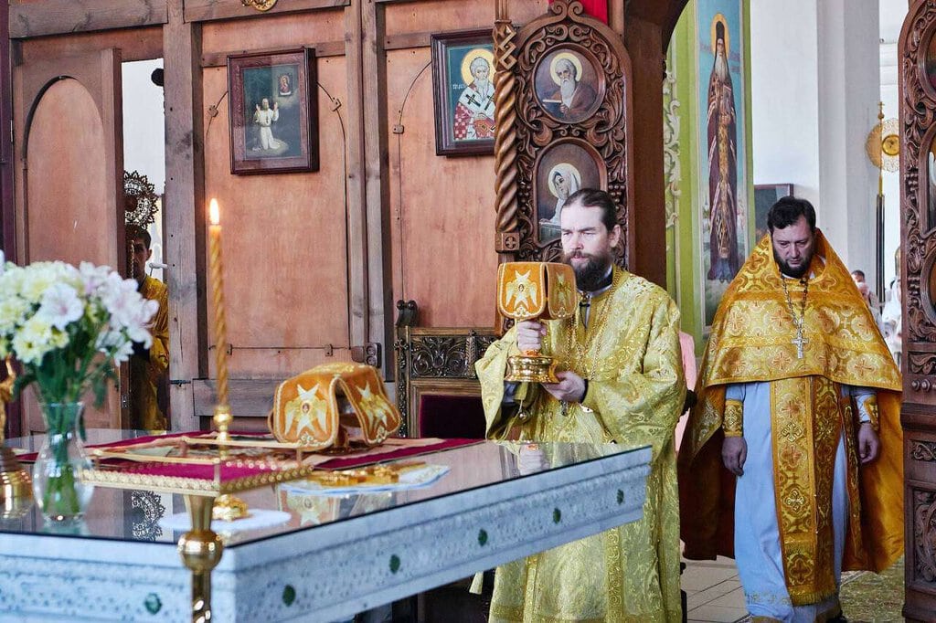 Божественная литургия в Вознесенском кафедральном соборе города Касимова в Неделю 12-ю по Пятидесятнице