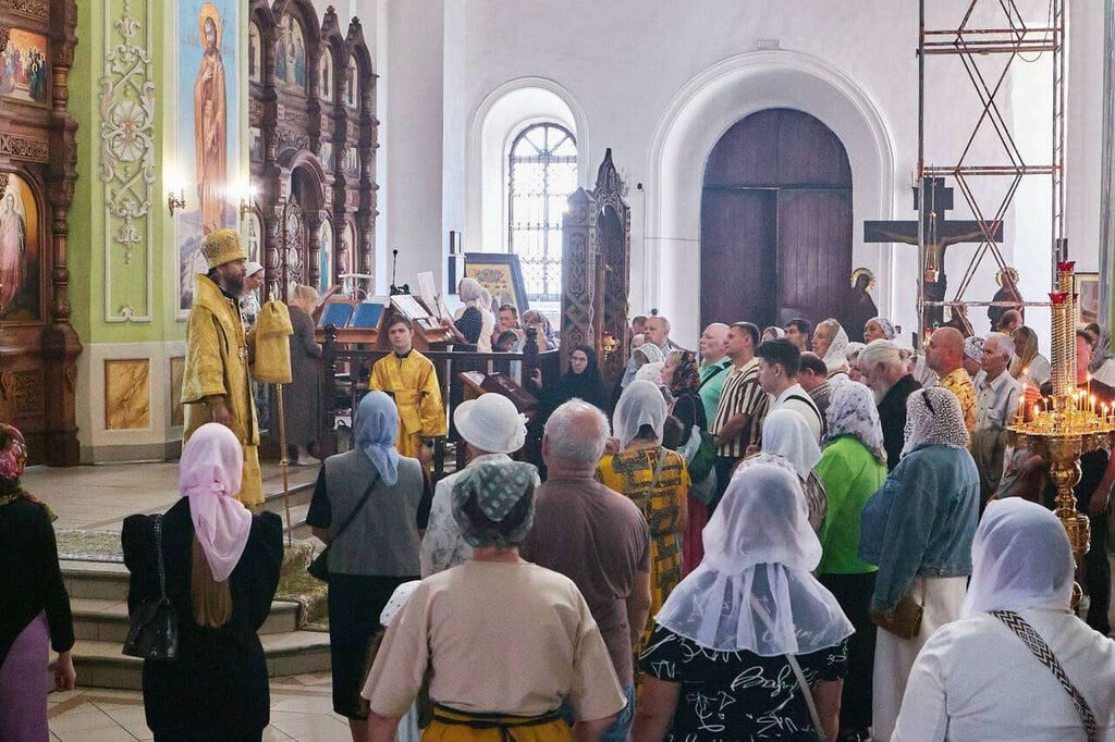 Божественная литургия в Вознесенском кафедральном соборе города Касимова в Неделю 12-ю по Пятидесятнице