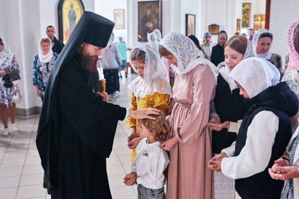 Божественная литургия в Вознесенском кафедральном соборе города Касимова в Неделю 13-ю по Пятидесятнице