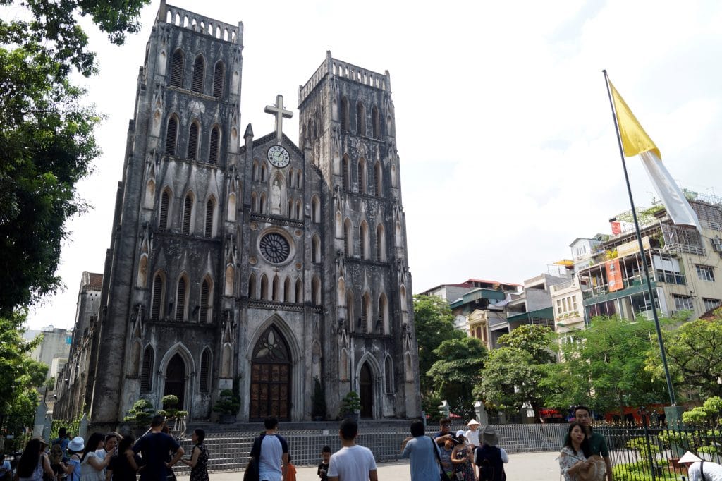 Vietnam - El barrio antiguo de Hanoi - Catedral de San José Vietnam - El barrio antiguo de Hanoi - Catedral de San José