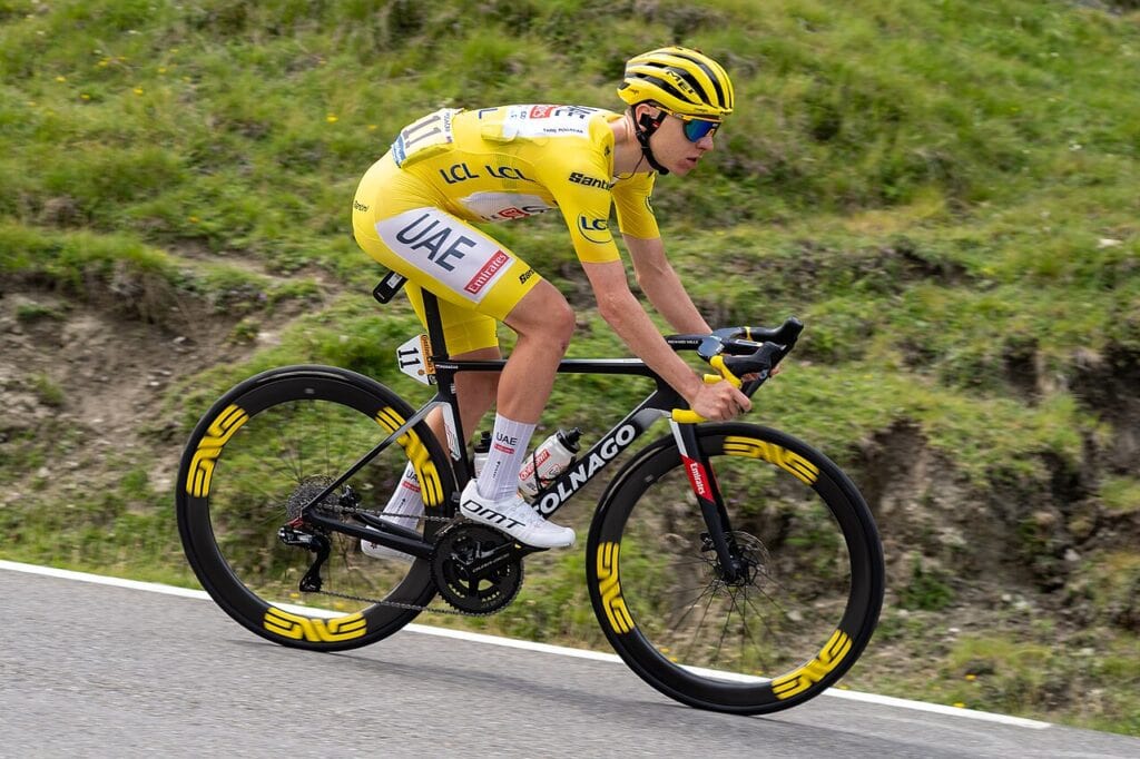 Pogacar gagne l'Alpe d'Huez, Martinez 2e, Seixas perd 4 secondes sur Del Toro