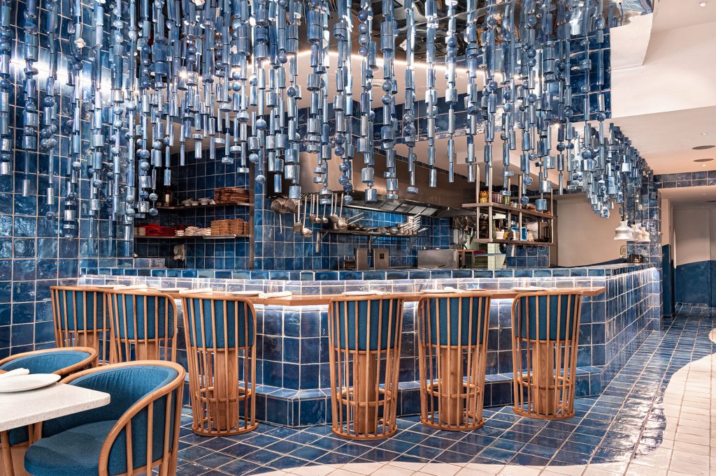 Meet-The-Best-Interior-Designers-In-Manama-You’ll-Love_5 Meet-The-Best-Interior-Designers-In-Manama-You’ll-Love_5 Meet The Best Interior Designers In Manama You’ll Love_5 masquespacio Get The Look of Masquespacio’s Astonishing Hospitality Projects! Meet The Best Interior Designers In Manama You ll Love 5
