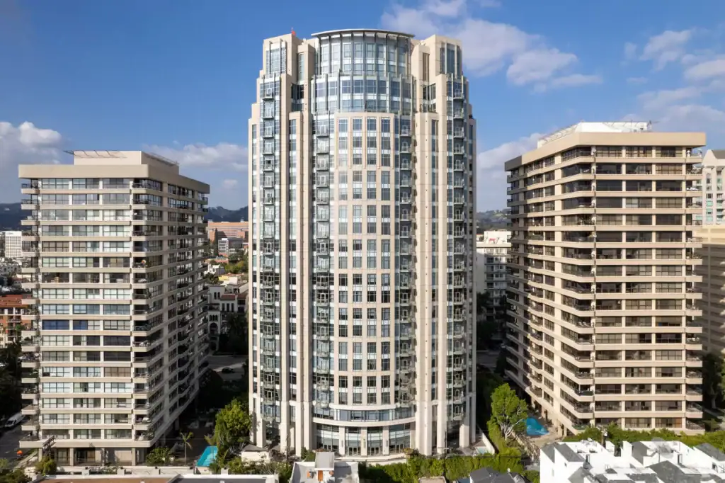 3-1-1024x682 3-1-1024x682 Luxe Living: California's Top +10 Branded Residences Redefining Elegance Luxe Living: California’s Top +10 Branded Residences Redefining Elegance 3 1 1024x682