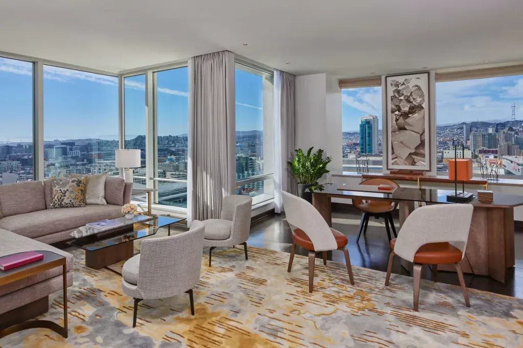 6-1024x682 6-1024x682 Luxe Living: California's Top +10 Branded Residences Redefining Elegance Luxe Living: California’s Top +10 Branded Residences Redefining Elegance 6 1024x682