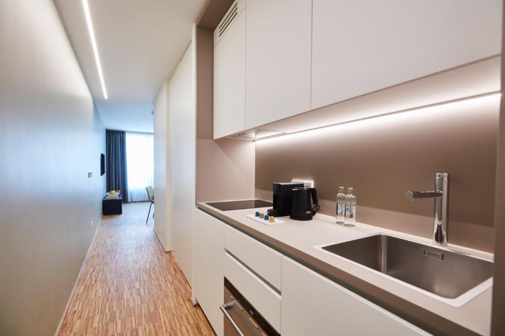 Residence du Lys Perrin Apartments