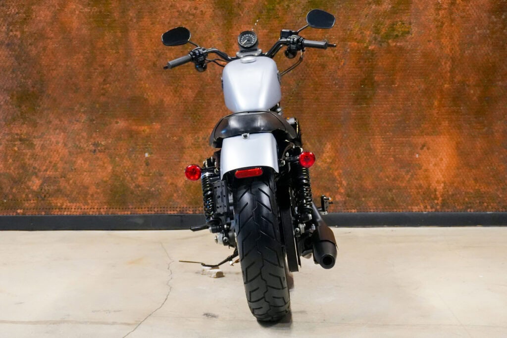 2020 HARLEY DAVIDSON SPORTSTER IRON 883