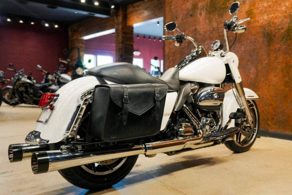 2021 HARLEY DAVIDSON ROAD KING